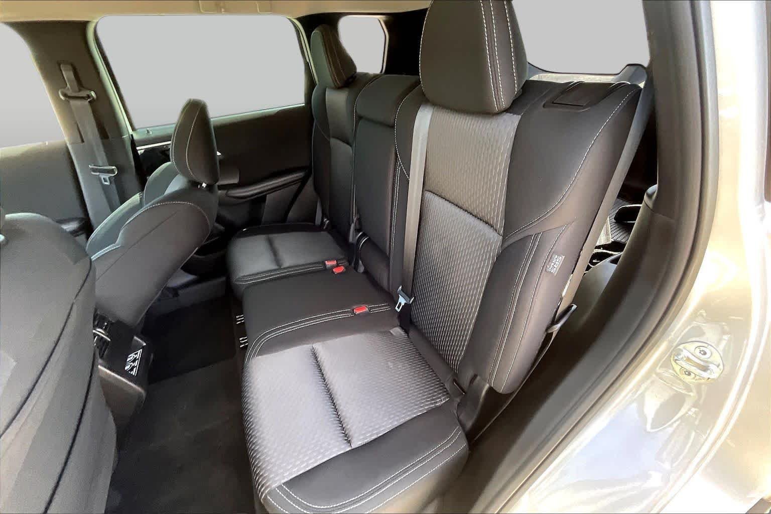 Used 2023 Alloy Silver Metallic Mitsubishi ES image 39
