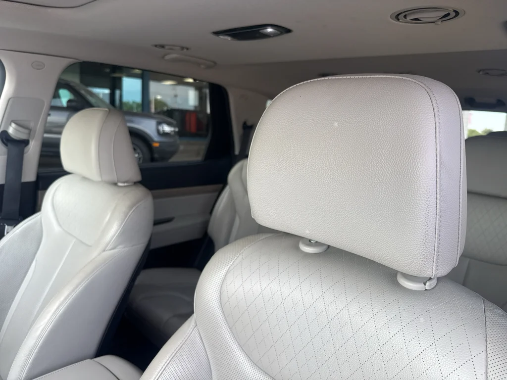 Used 2021 Hyper White Hyundai SEL image 12