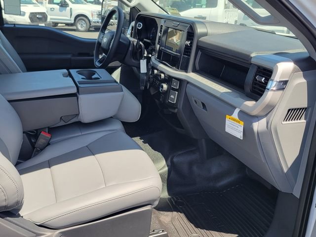 New 2026 Oxford White Ford F-250® XL image 16