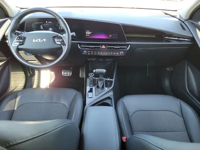 Used 2023 White Kia EX Touring image 14