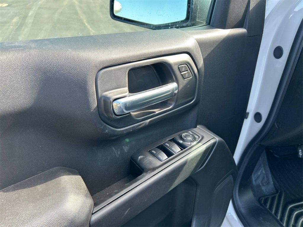 2026 GMC SIERRA - Image 13