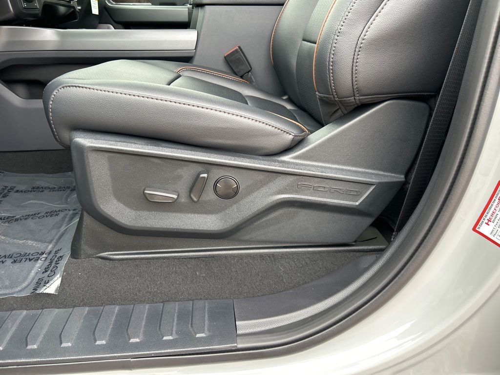 New 2026 Avalanche Ford Lariat image 15