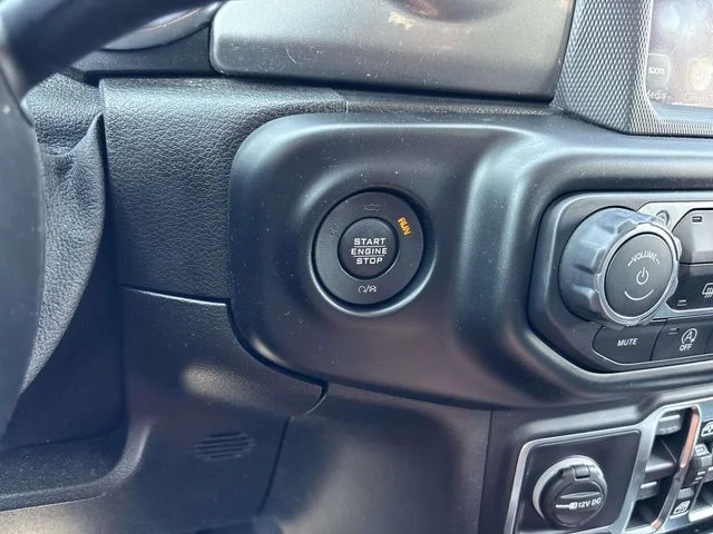 Used 2020 Gray Jeep Unlimited Sahara image 36