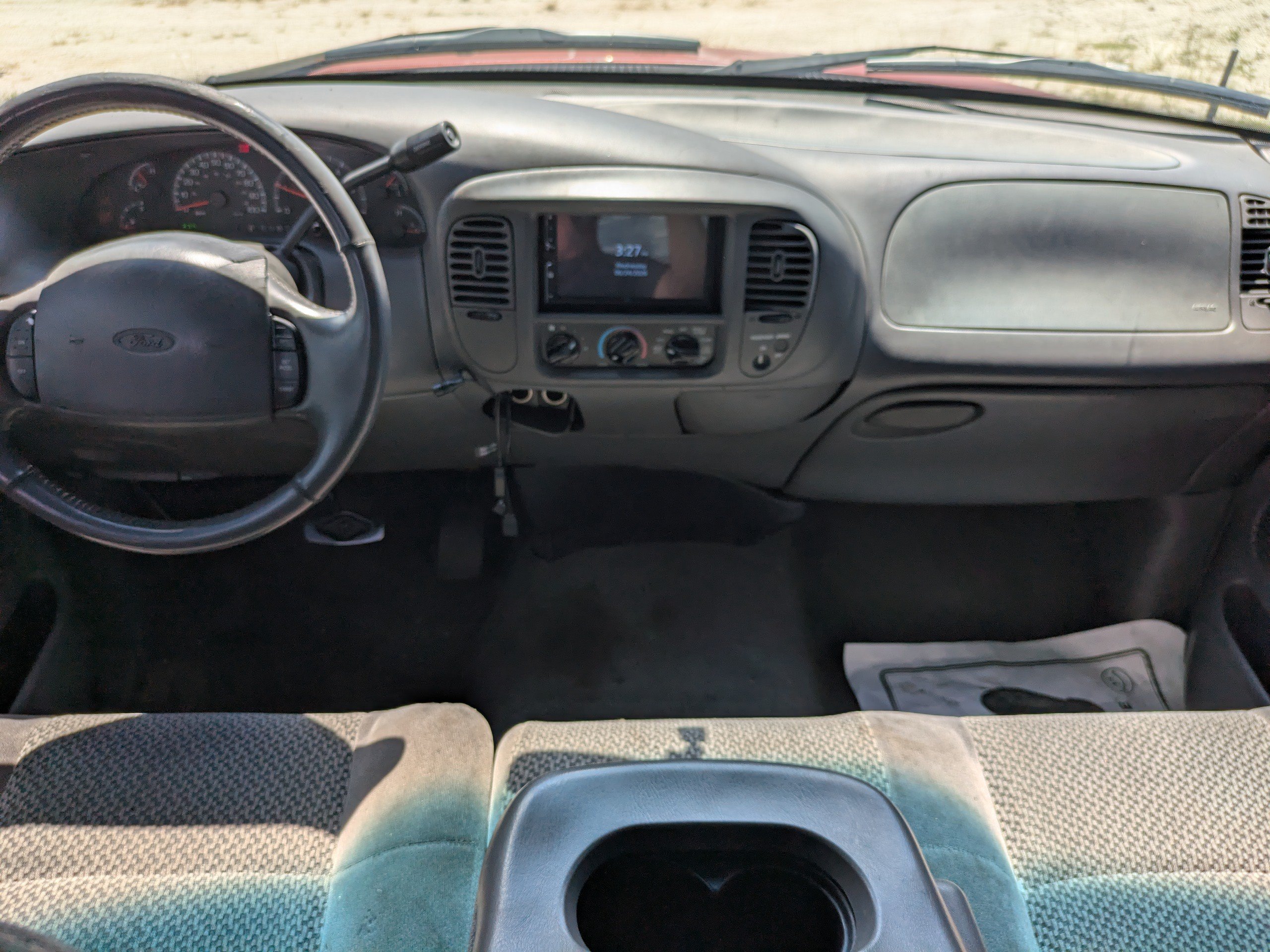 Used 2002  Ford  image 14