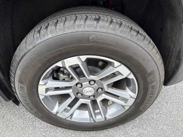 Used 2025 Volcanic Red Tintcoat GMC Elevation image 19
