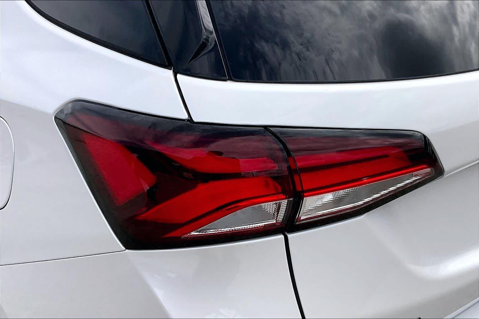 Used 2024 Iridescent Pearl Tricoat Chevrolet RS image 28