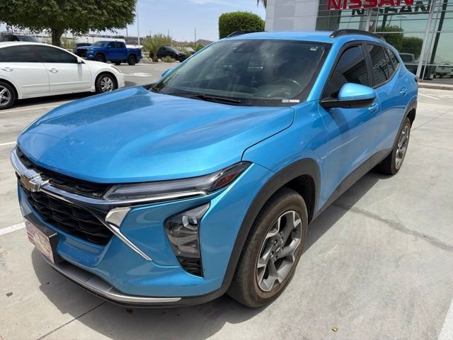Used 2025 Blue Chevrolet LT image 1