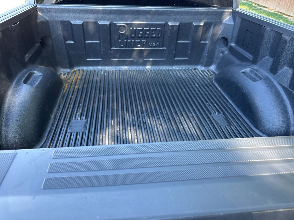 Used 2024 Gray Ford XLT image 36