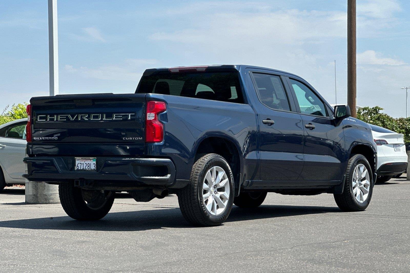 Used 2022 Northsky Blue Metallic Chevrolet Custom image 4