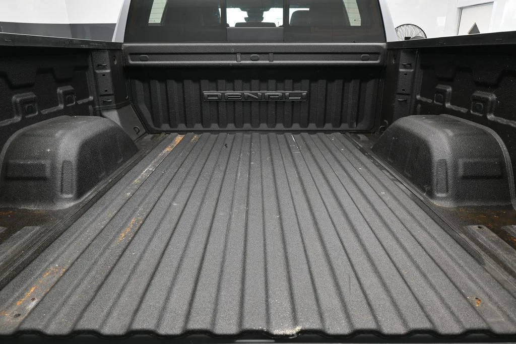 Used 2023 Sterling Metallic GMC Denali image 42
