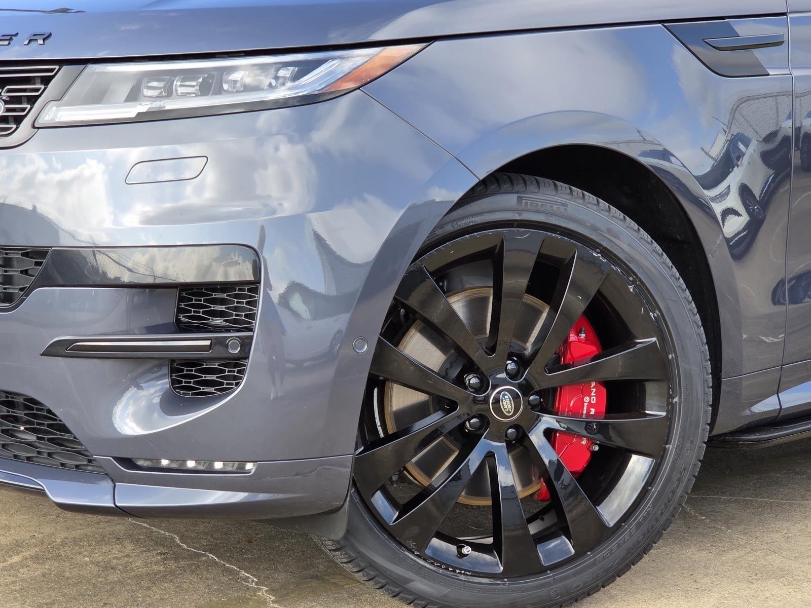 Used 2023 Varesine Blue Metallic Land Rover First Edition image 7