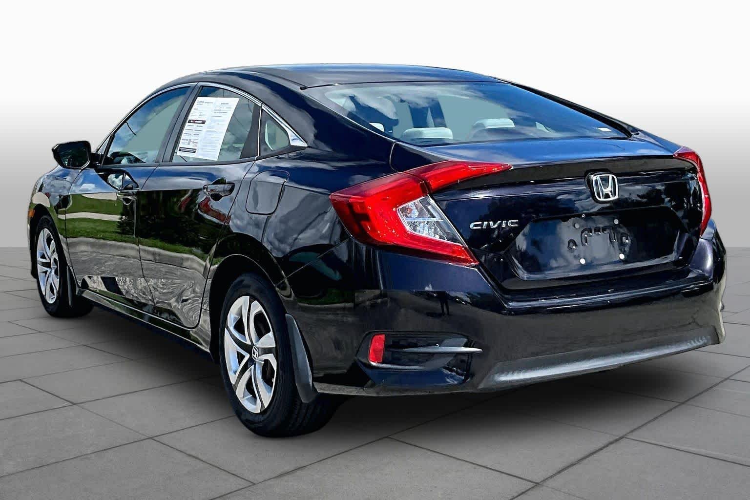 Used 2018  Honda LX image 12