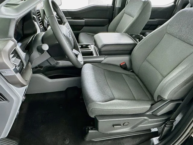 New 2026 Black Ford XLT image 9