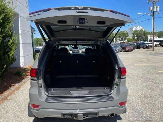 Used 2022 Sting-Gray Clearcoat Jeep Laredo X image 41