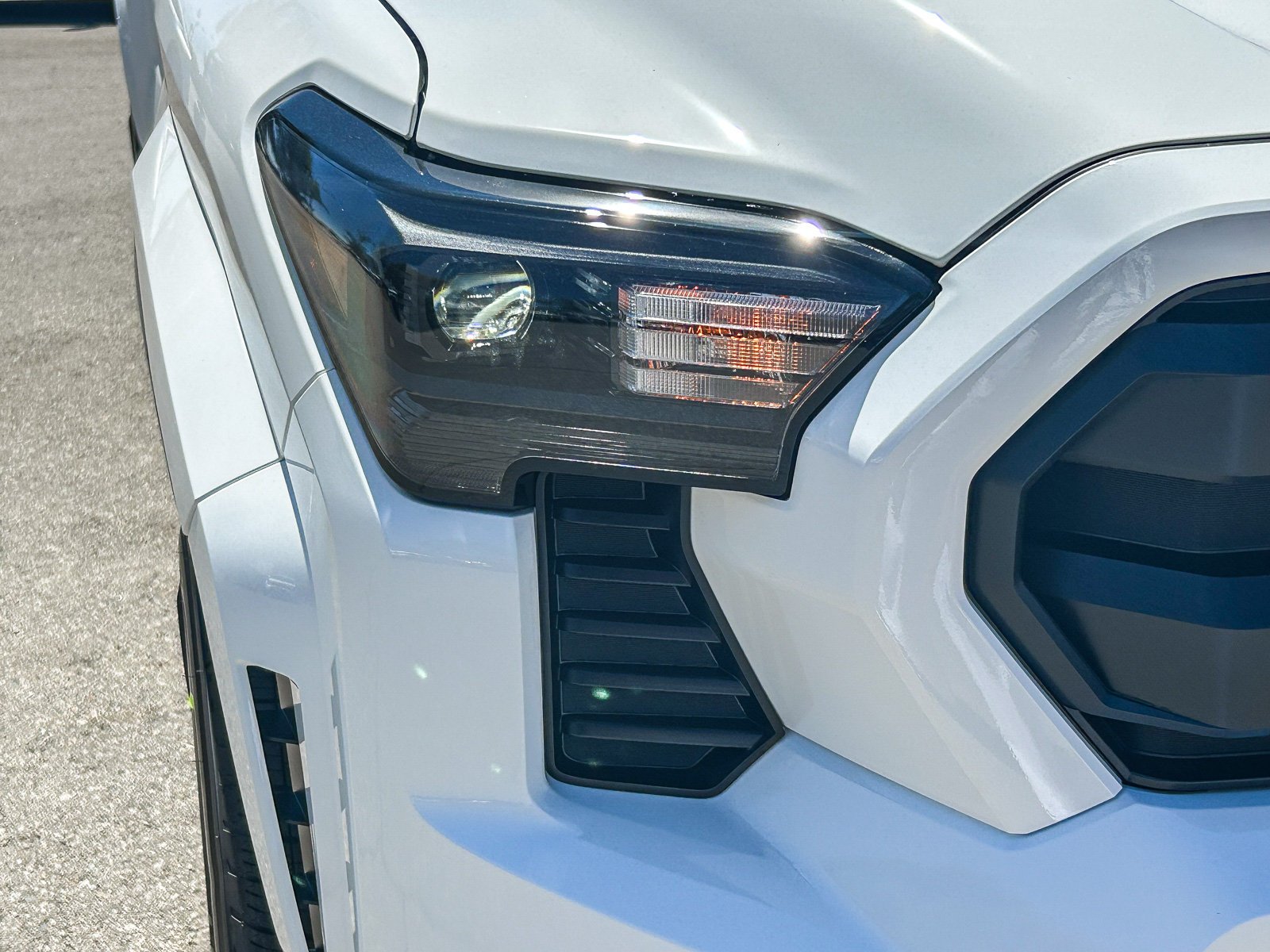 New 2026 Ice Cap Toyota  SR5 image 4