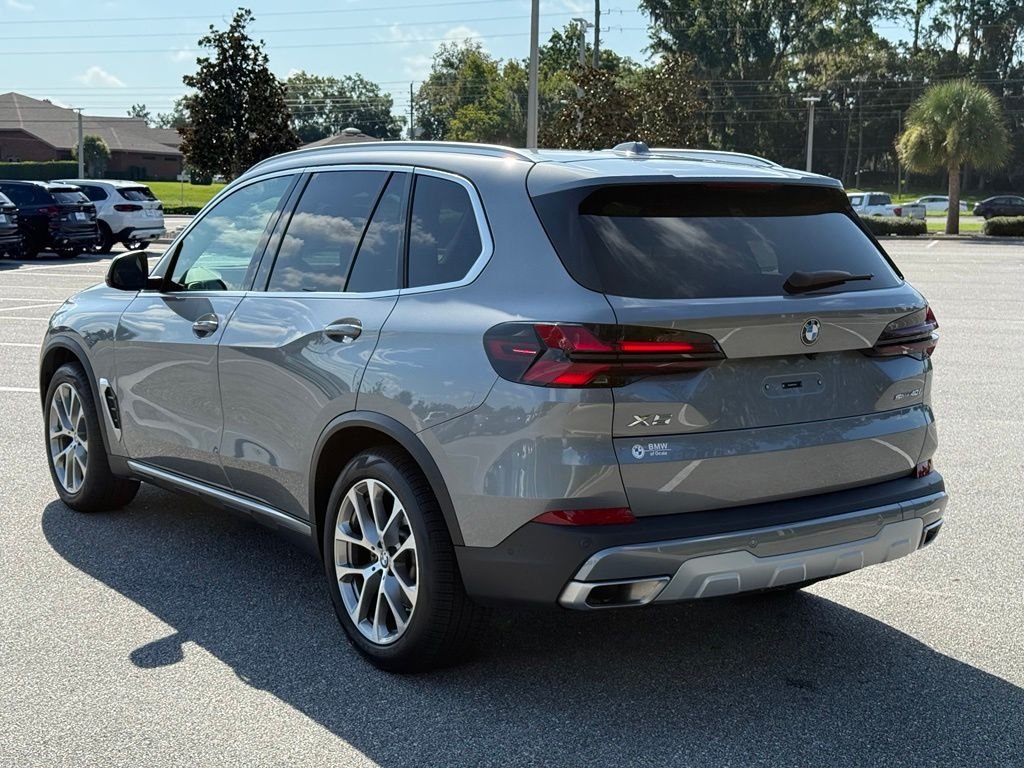 Used 2024 Skyscraper Grey Metallic BMW sDrive40i image 3