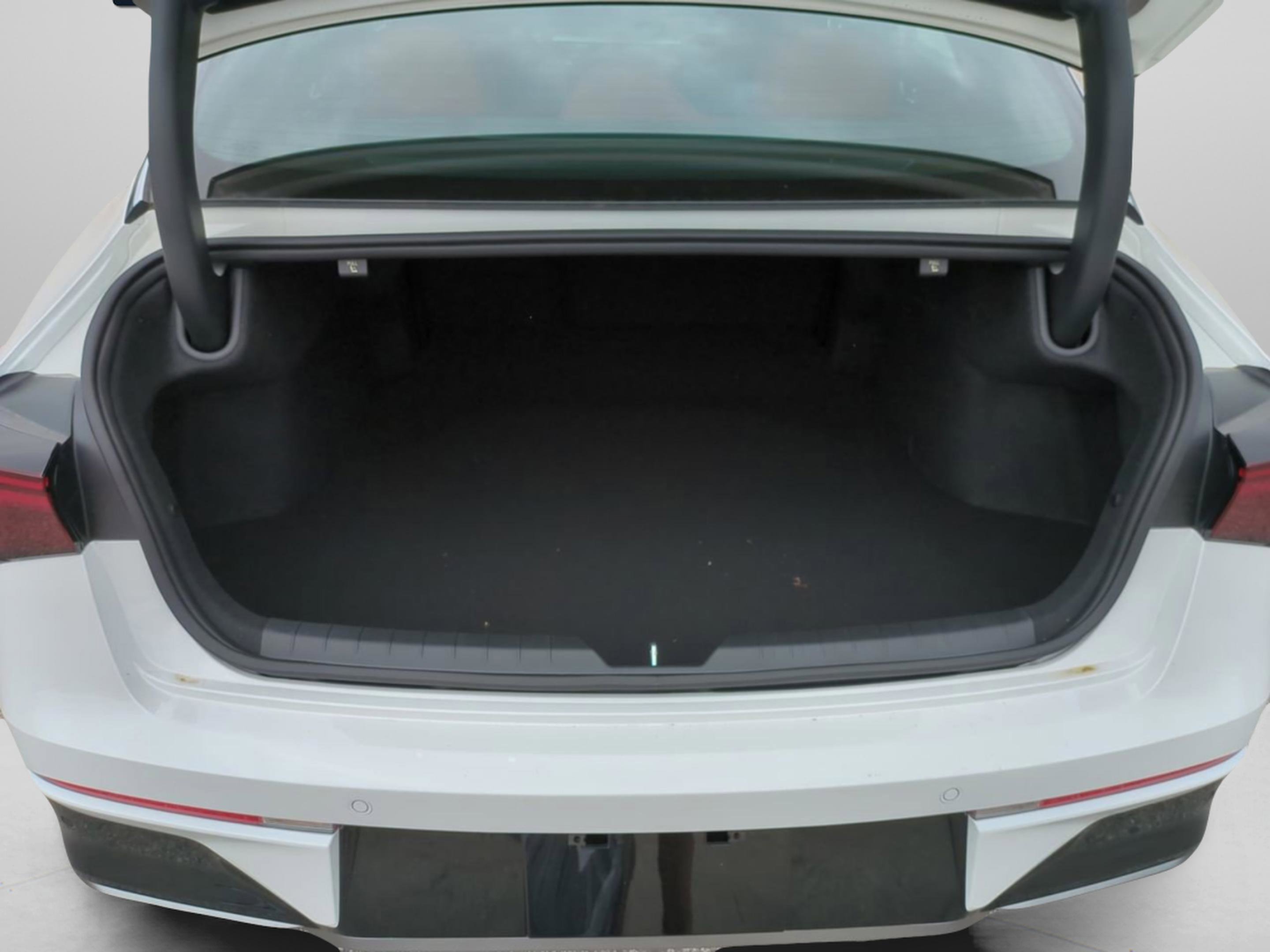 New 2026 Snow White Pearl Kia GT-Line FWD image 14