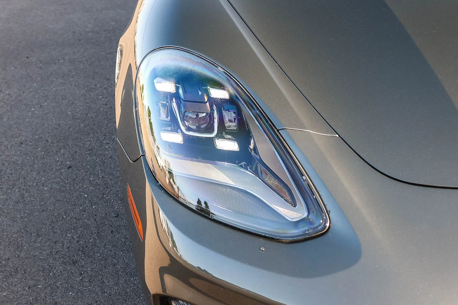 Used 2023 Green Porsche 4S Executive image 16