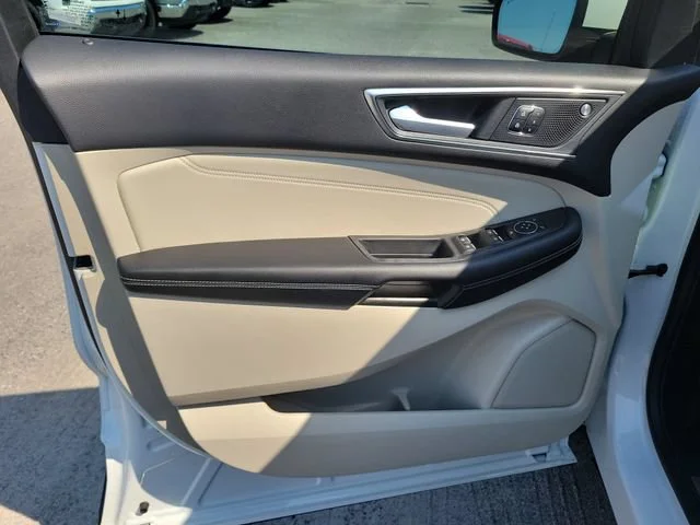 2020 Ford Edge Titanium - Photo 23