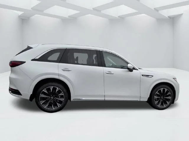 New 2026 Rhodium White Premium Mazda 3.3 Turbo S Premium Plus AWD image 4