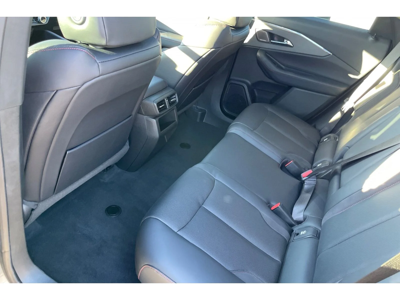 Used 2024 SILVER Acura w/A-Spec Package image 13
