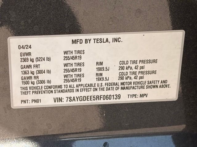Used 2024 White Tesla Long Range image 35