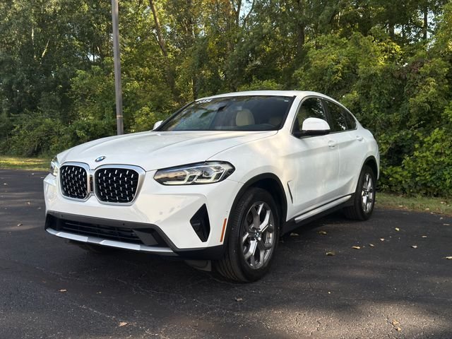 Certified Used 2024 Alpine White BMW xDrive30i image 5