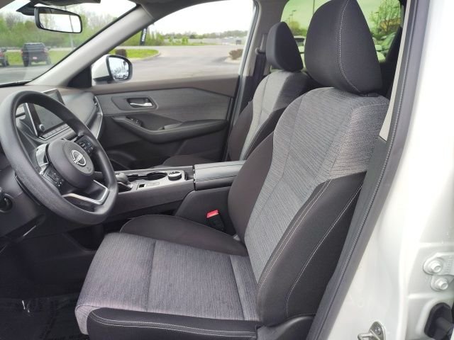Used 2023 White Nissan SV image 12