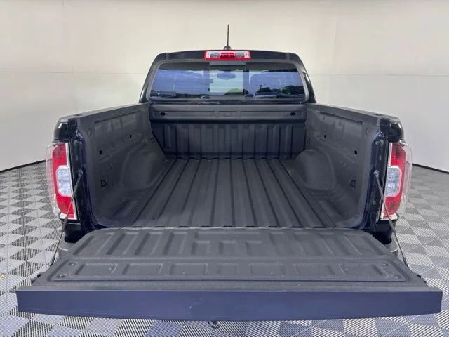 Used 2022 Black GMC Elevation image 30