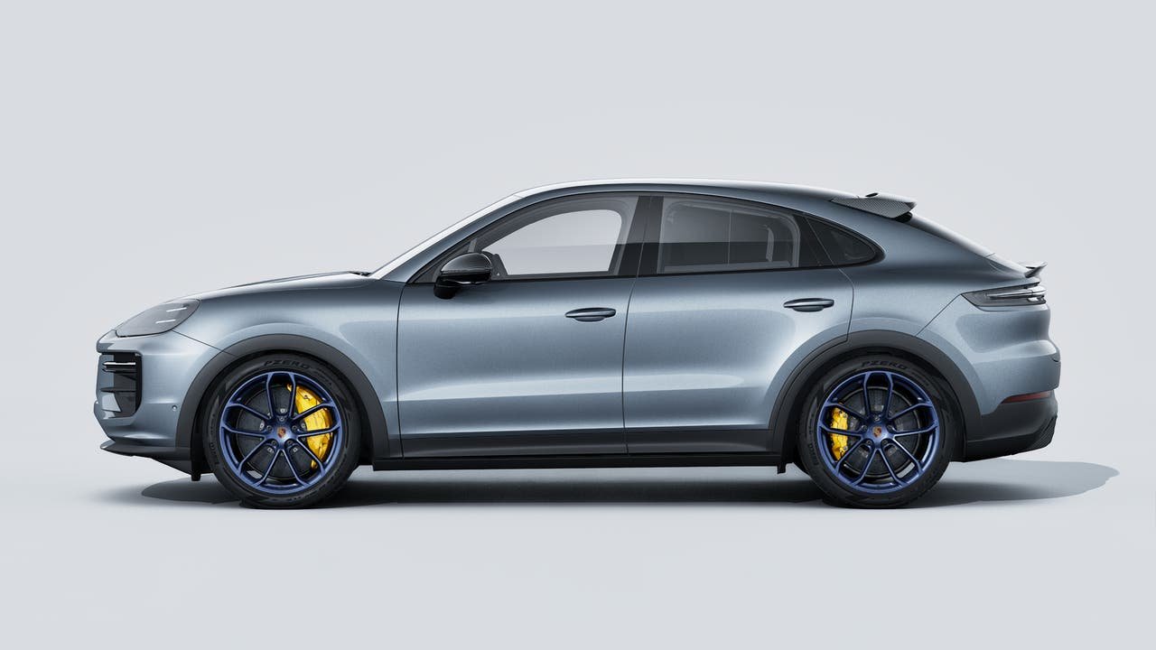 New 2026 Vanadium Grey Metallic Porsche Turbo GT image 2