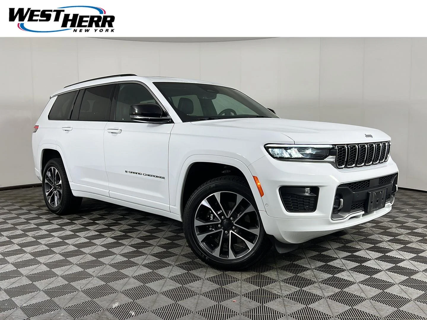 Used 2022 Bright White Clearcoat Jeep Overland image 1