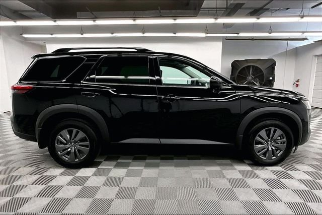 New 2026 Super Black Nissan SV image 19