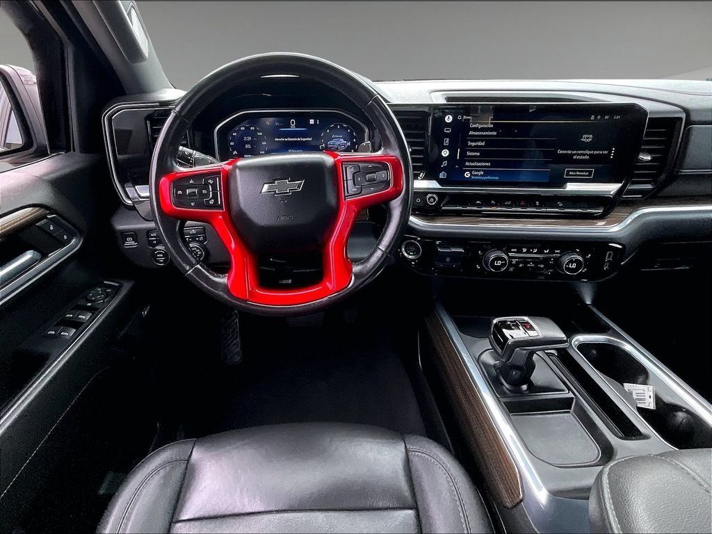Used 2022 Black Chevrolet RST image 17