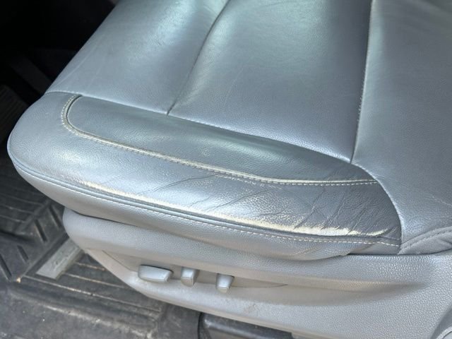 Used 2020 Gray Chevrolet LT image 23