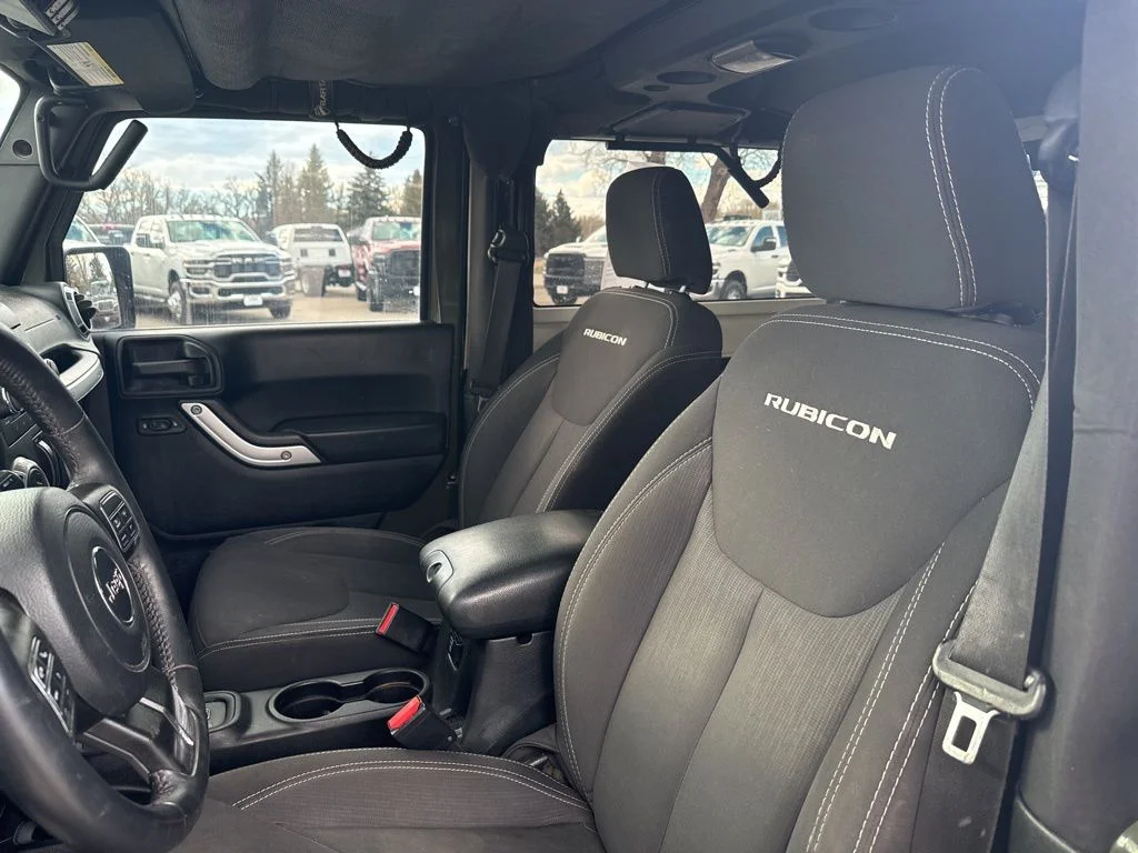 Used 2016 Green Jeep Rubicon image 11