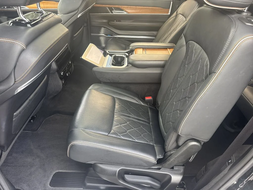 Used 2023 Black Jeep Series III image 21
