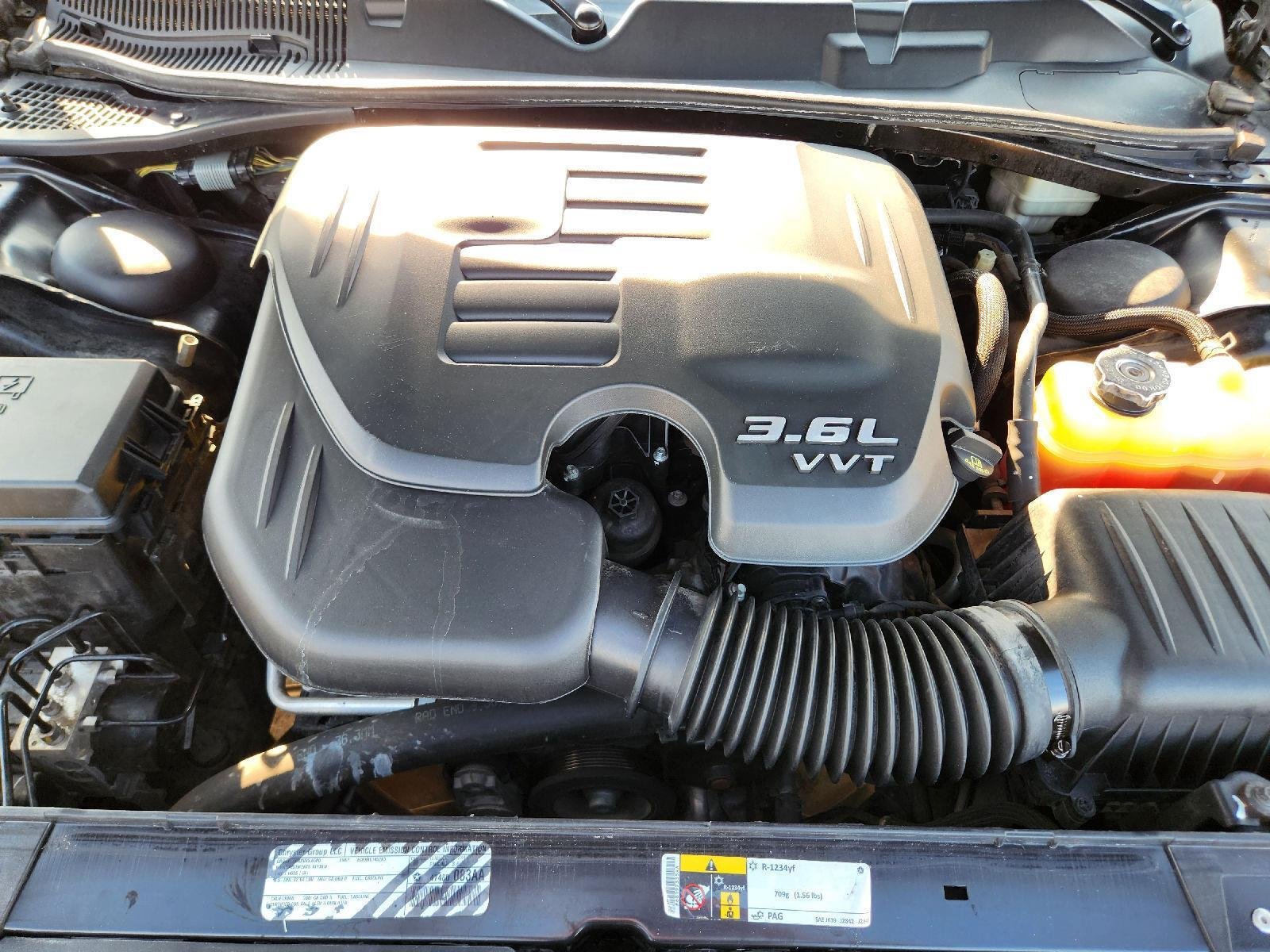 Used 2014 Black Clearcoat Dodge SXT image 31