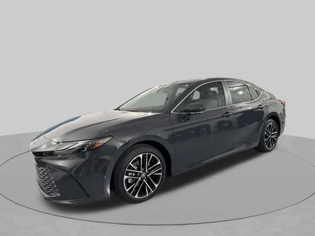 Used 2026  Toyota XLE image 3