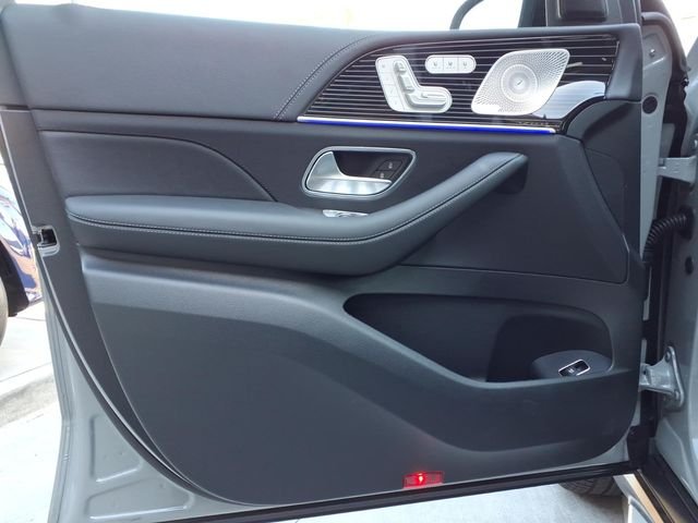 New 2026 White Mercedes-Benz GLE 580 image 12