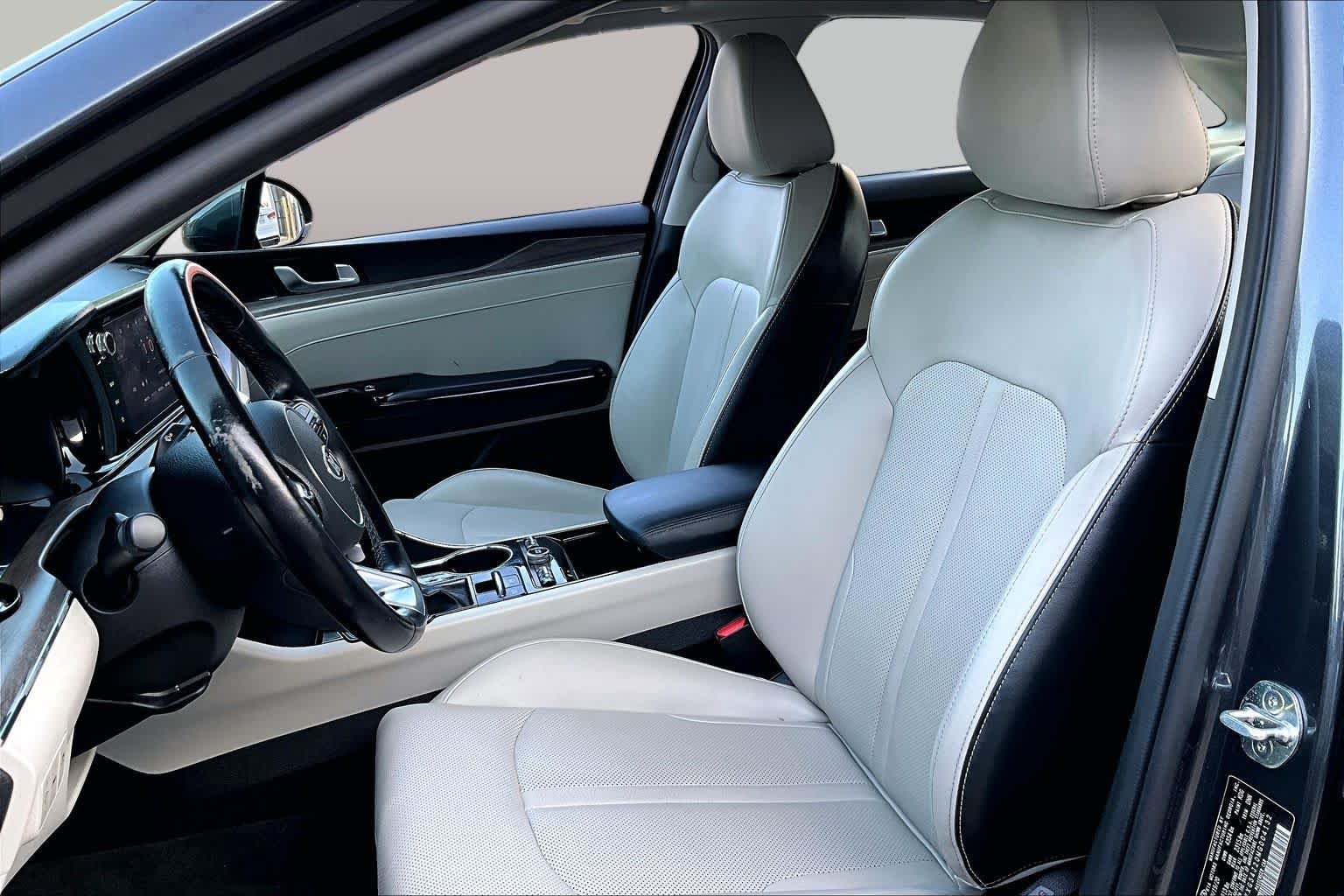 Used 2021 GRAY Kia EX image 8