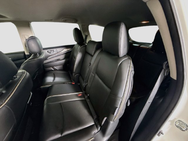 Used 2019 Majestic White INFINITI PURE image 21