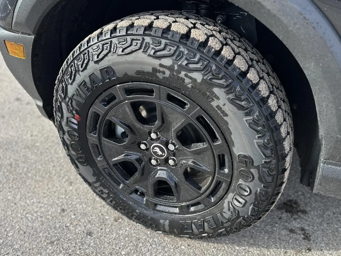 New 2026 Black Ford Outer Banks image 9