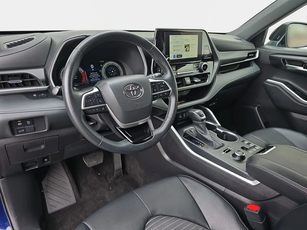 Used 2025 Blue Toyota XSE image 19