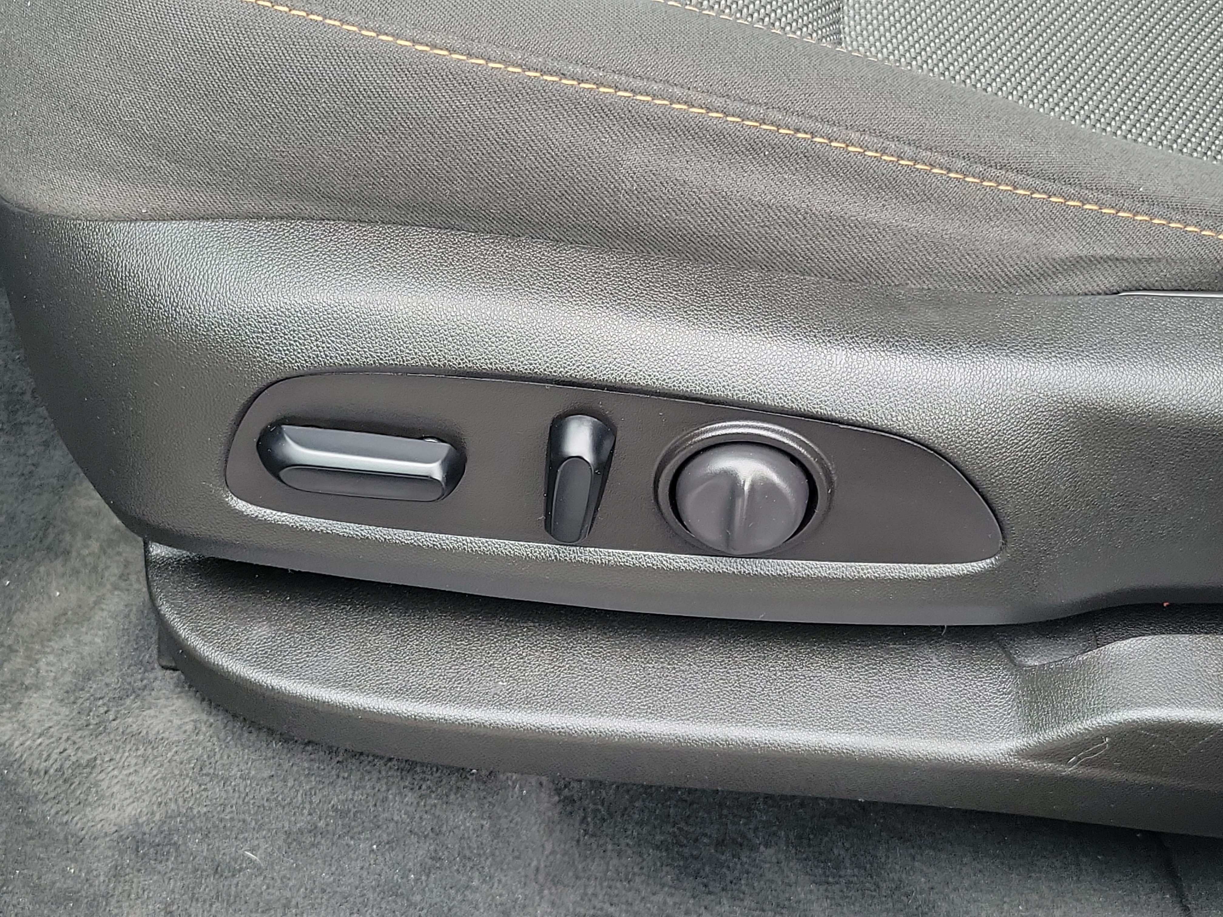 Used 2021 Graphite Metallic Chevrolet LT Cloth image 21