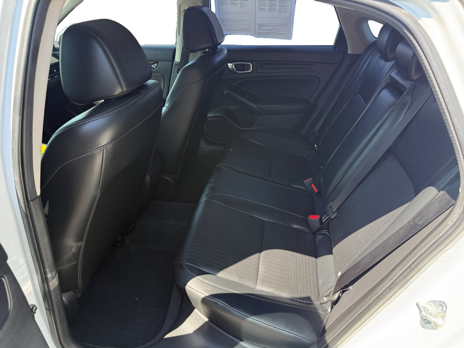 Used 2022 Platinum White Pearl Honda EX-L image 16