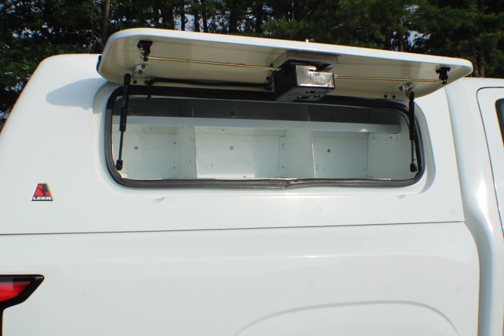 Used 2023 Glacier White Nissan SV image 16