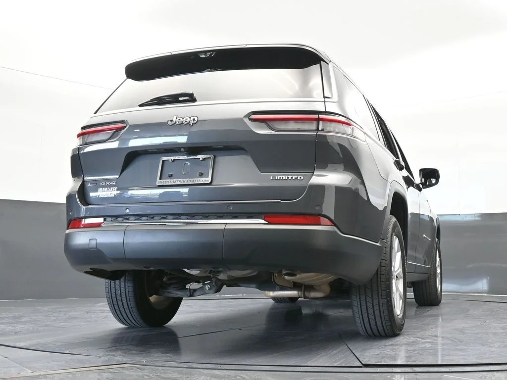 Used 2023 Baltic Gray Metallic Clearcoat Jeep Limited image 67