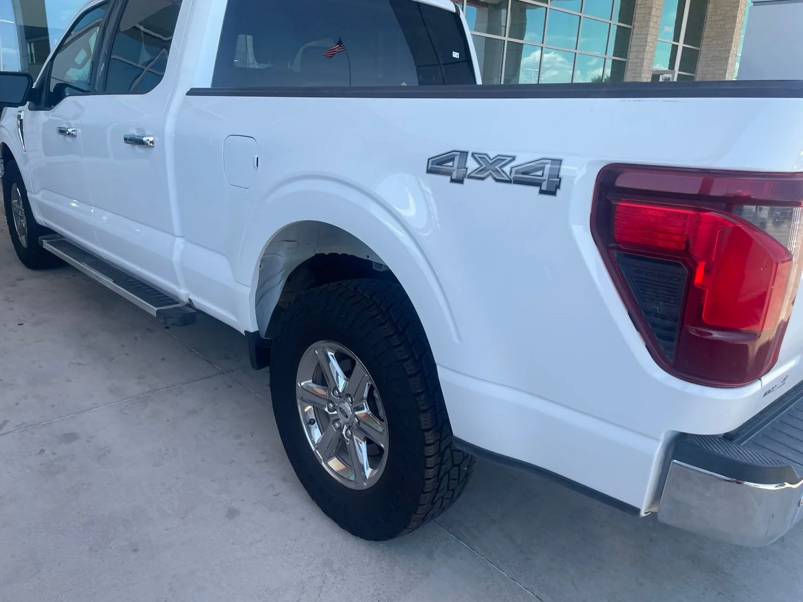 Used 2024 White Ford XLT image 11