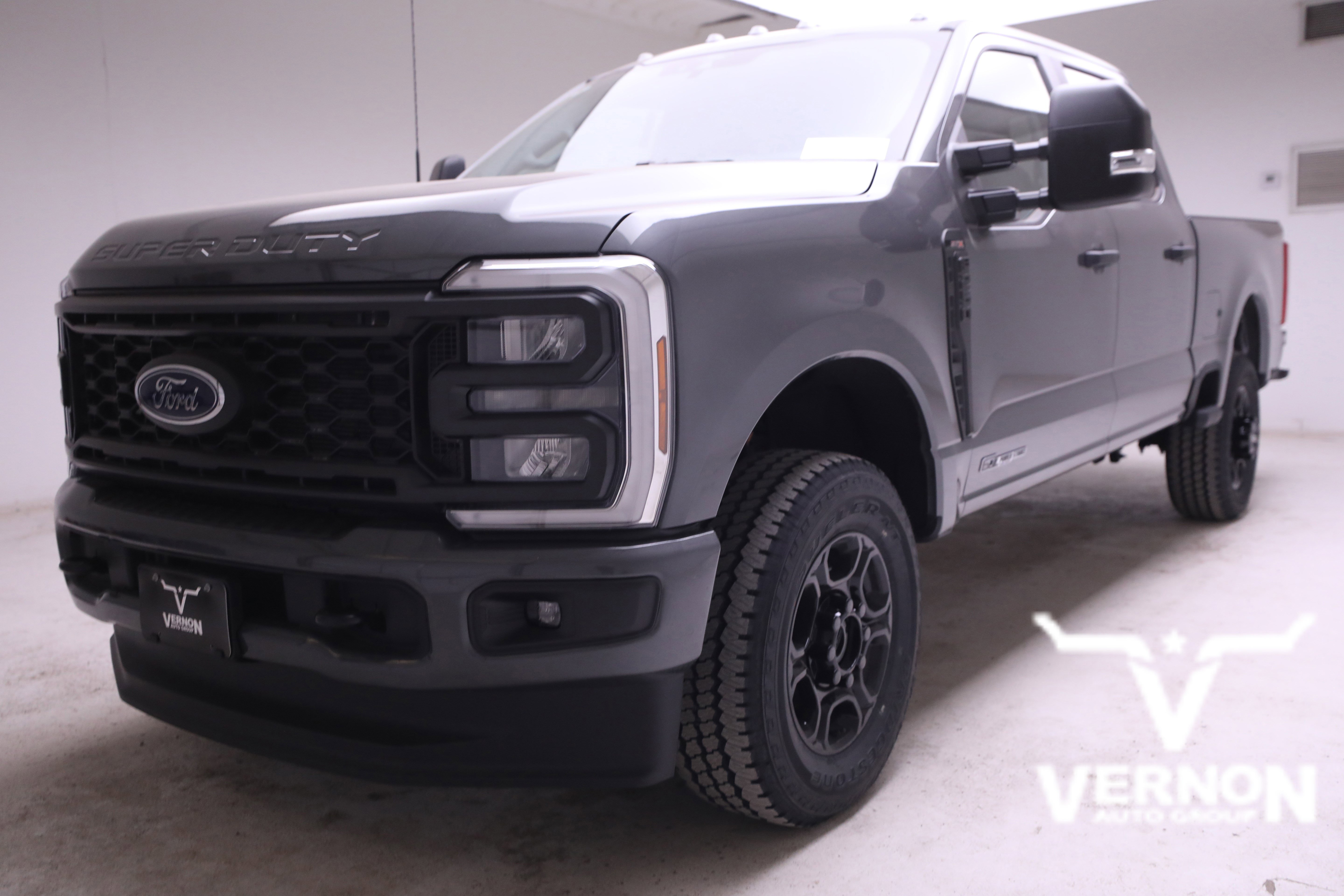 New 2026 Carbonized Gray Metallic Ford  image 1