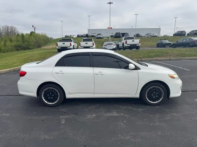 Used 2013 Toyota Corolla LE with VIN 2T1BU4EE3DC976584 for sale in Dry Ridge, KY